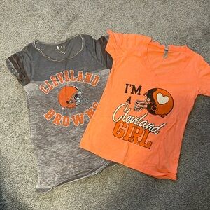 🍁 Bundle of 2 Women’s Cleveland Browns Tshirts